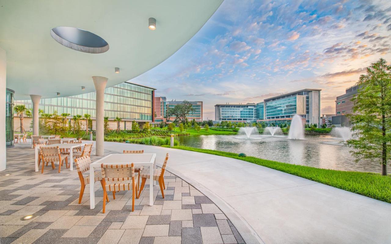 Hotel Eleo At The University Of Florida Gainesville Exteriör bild